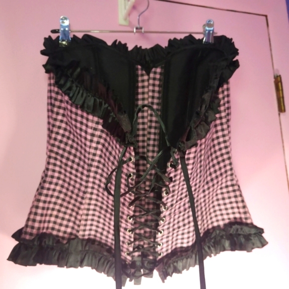 Pink and Black Checkered Corset Belt - Picture 3 of 5